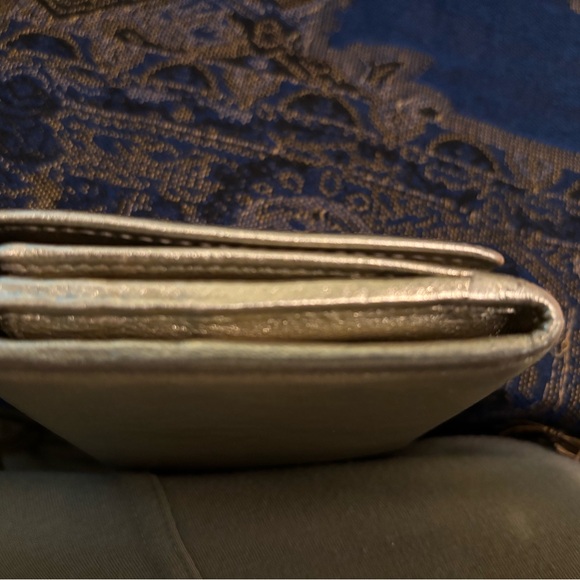 YSL - Picture 10 of 12